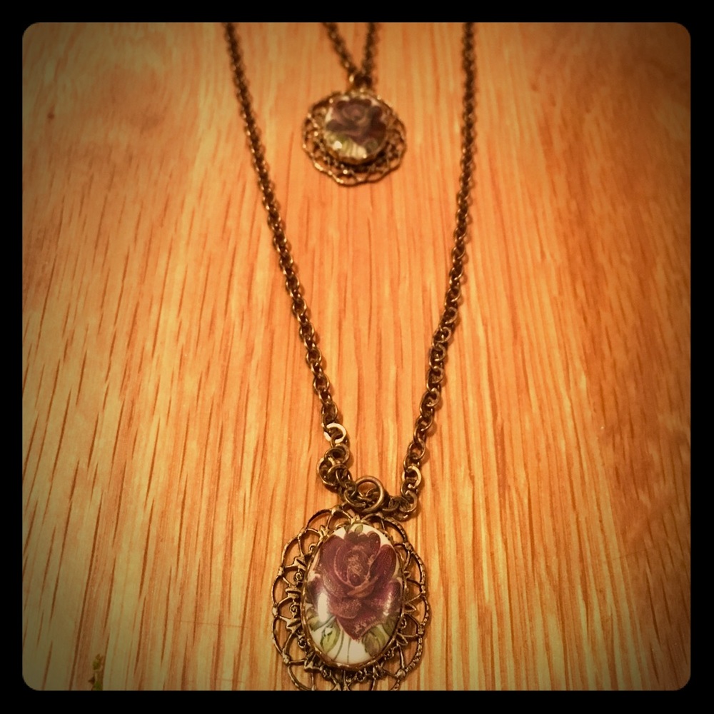Vintage 3 tiered necklace